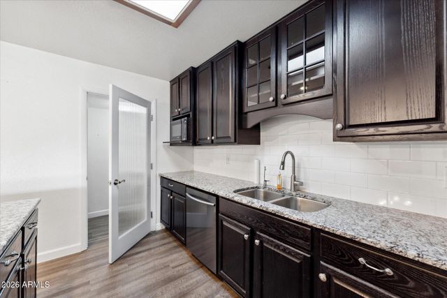 8420 E HUBBELL Street, Scottsdale, AZ 85257