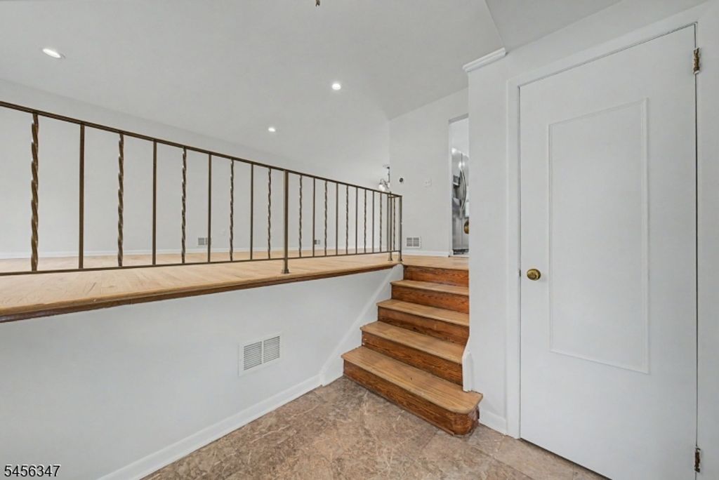 11 Dolly Dr, Parsippany-troy Hills Twp., NJ 07054 — photo 3