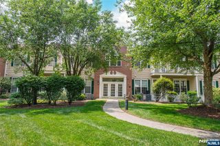 1106 Four Seasons Drive, Wayne, NJ 07470