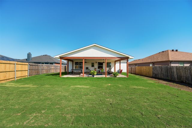 808 Sage Circle, Burleson, TX 76028