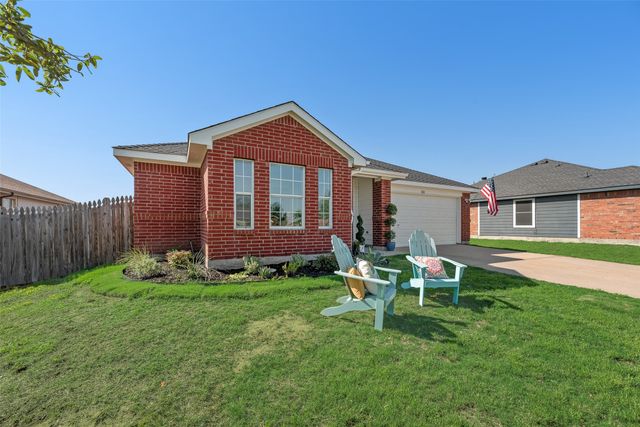 808 Sage Circle, Burleson, TX 76028