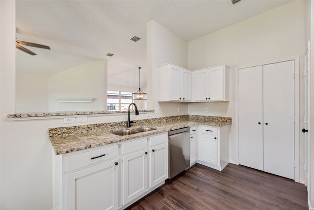 808 Sage Circle, Burleson, TX 76028