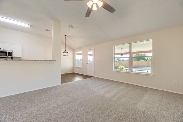 808 Sage Circle, Burleson, TX 76028