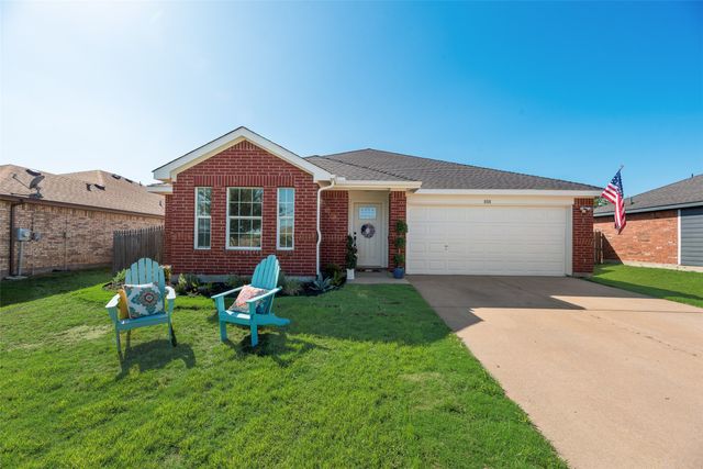 808 Sage Circle, Burleson, TX 76028