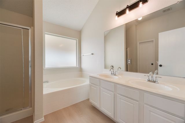 808 Sage Circle, Burleson, TX 76028