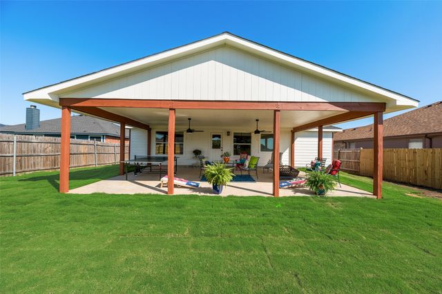 808 Sage Circle, Burleson, TX 76028