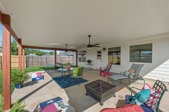 808 Sage Circle, Burleson, TX 76028