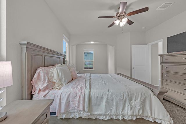 104 Uncle Billy WAY, Jarrell, TX 76537