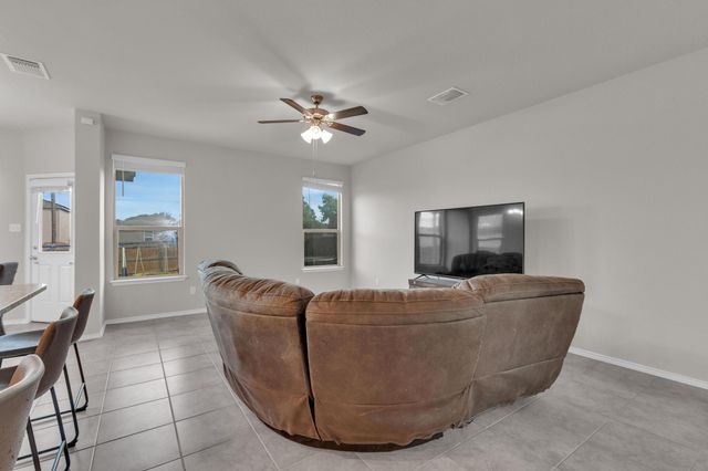 104 Uncle Billy WAY, Jarrell, TX 76537