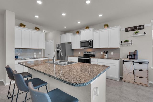 104 Uncle Billy WAY, Jarrell, TX 76537