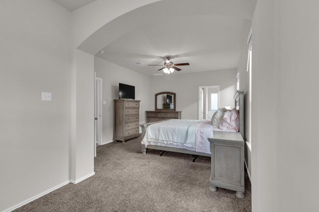 104 Uncle Billy WAY, Jarrell, TX 76537