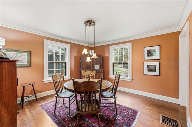 1421 W 50th Terrace, Kansas City, MO 64112