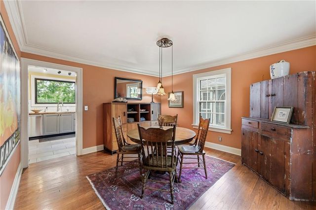 1421 W 50th Terrace, Kansas City, MO 64112