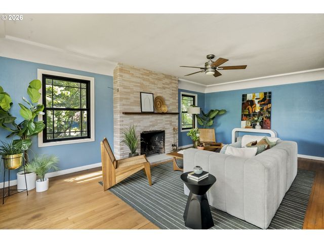 5285 Ne 72ND Ave Ne, Portland, OR 97218