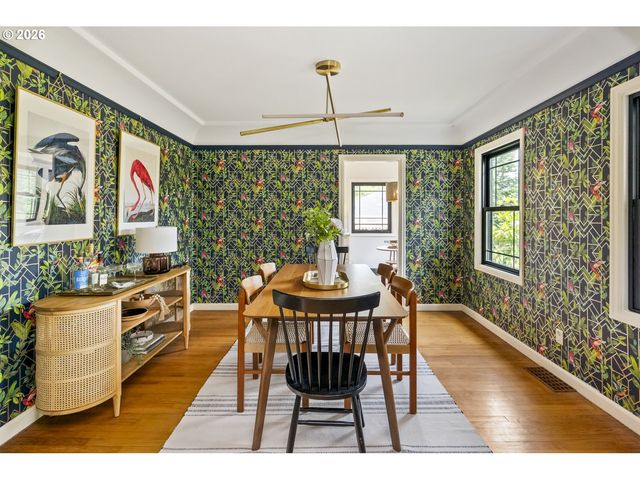 5285 Ne 72ND Ave Ne, Portland, OR 97218