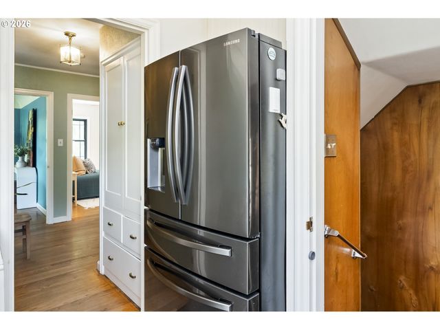 5285 Ne 72ND Ave Ne, Portland, OR 97218