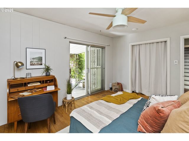 5285 Ne 72ND Ave Ne, Portland, OR 97218