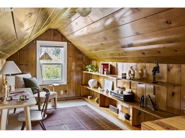 5285 Ne 72ND Ave Ne, Portland, OR 97218