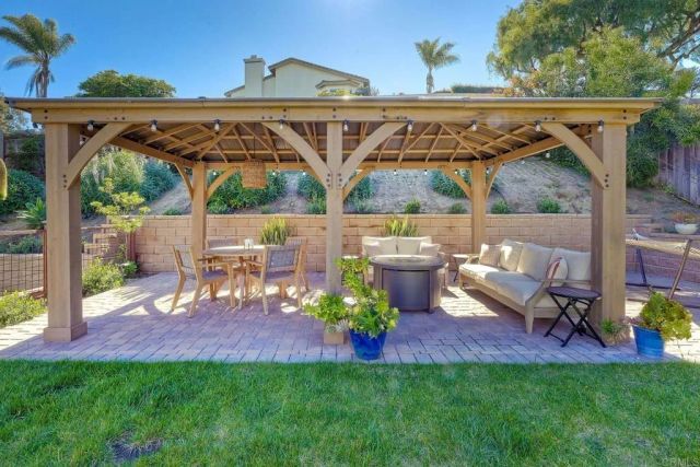 1851 Valencia Avenue, Carlsbad, CA 92008