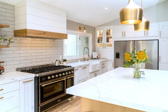 1851 Valencia Avenue, Carlsbad, CA 92008