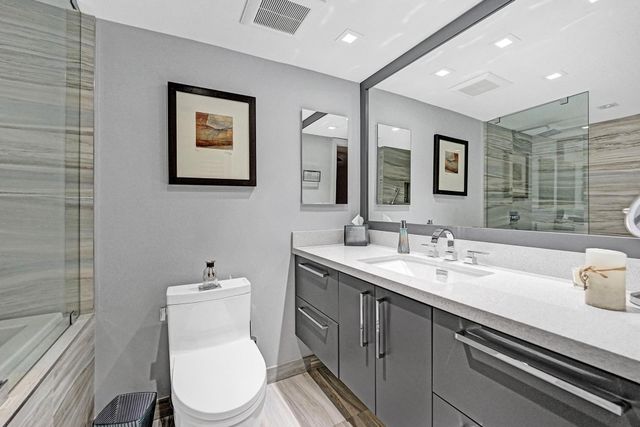 1167 Hillsboro Mile 206, Hillsboro Beach, FL 33062