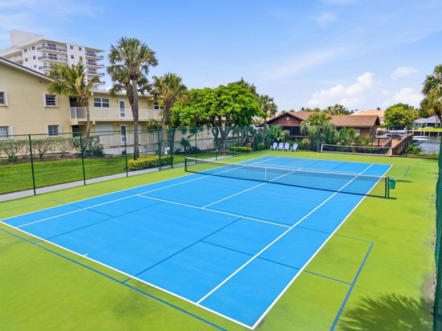 1167 Hillsboro Mile 206, Hillsboro Beach, FL 33062