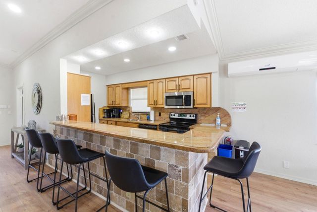 1167 Hillsboro Mile 206, Hillsboro Beach, FL 33062