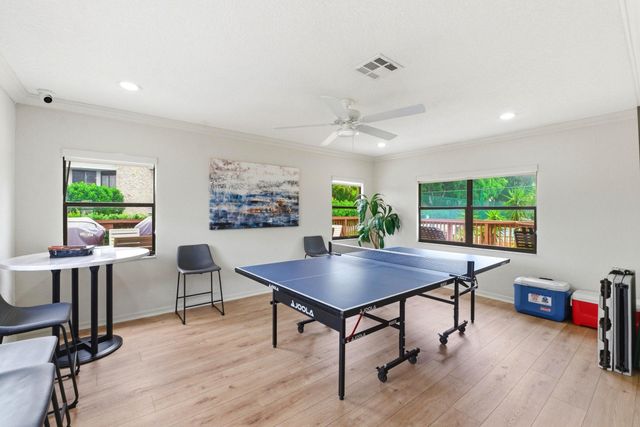 1167 Hillsboro Mile 206, Hillsboro Beach, FL 33062