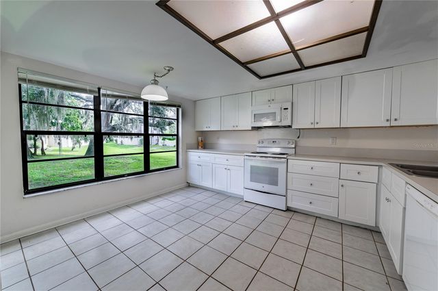 7873 NIAGARA AVENUE 1803, Tampa, FL 33617