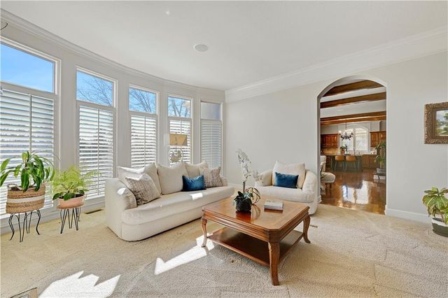 5414 W 164th Place, Overland Park, KS 66085