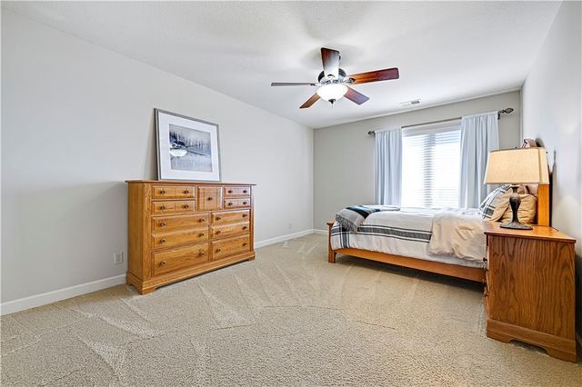 5414 W 164th Place, Overland Park, KS 66085