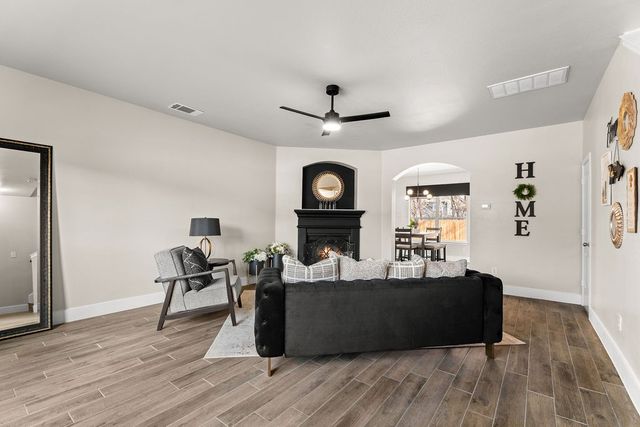 123 Chamblin Drive, Cedar Hill, TX 75104