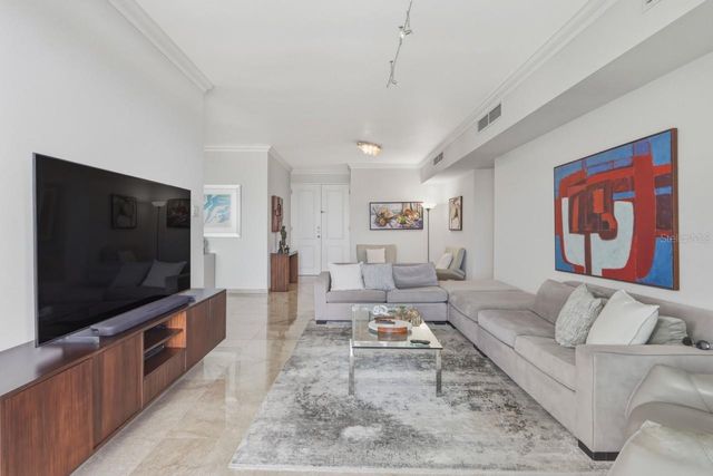 Cond. Puerto Paseos AVENIDA FELISA RINCON GAUTIER 2104, San Juan, PR 00926