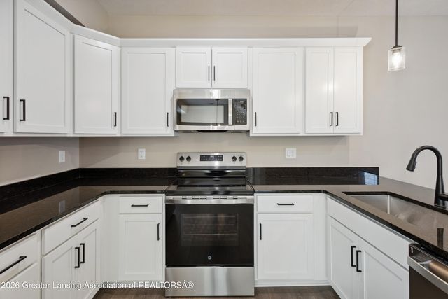 416 N Martin Luther King Junior Boulevard, Lansing, MI 48915