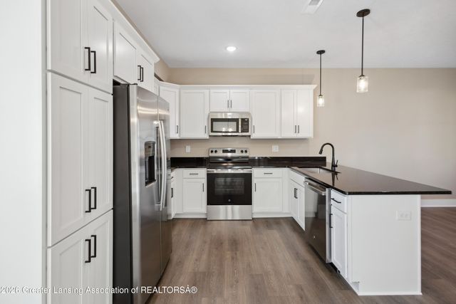 416 N Martin Luther King Junior Boulevard, Lansing, MI 48915