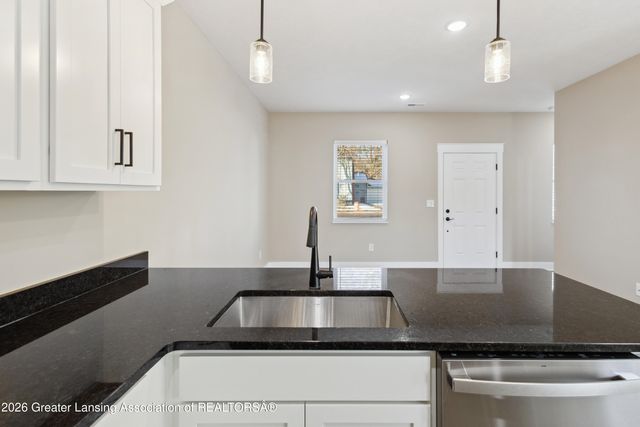 416 N Martin Luther King Junior Boulevard, Lansing, MI 48915