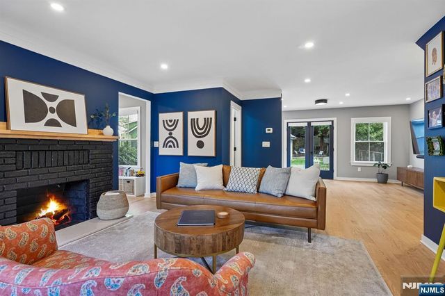 39 Walnut Crescent, Montclair, NJ 07042