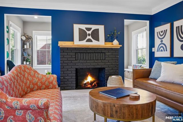 39 Walnut Crescent, Montclair, NJ 07042