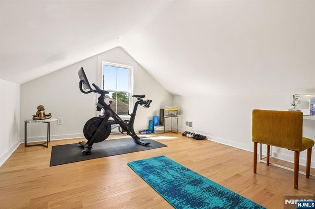39 Walnut Crescent, Montclair, NJ 07042
