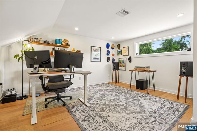 39 Walnut Crescent, Montclair, NJ 07042