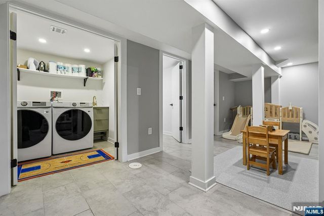 39 Walnut Crescent, Montclair, NJ 07042