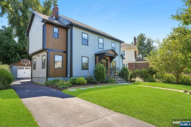39 Walnut Crescent, Montclair, NJ 07042