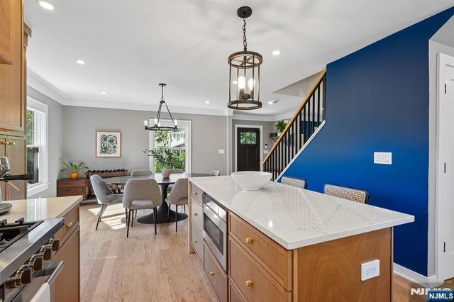 39 Walnut Crescent, Montclair, NJ 07042