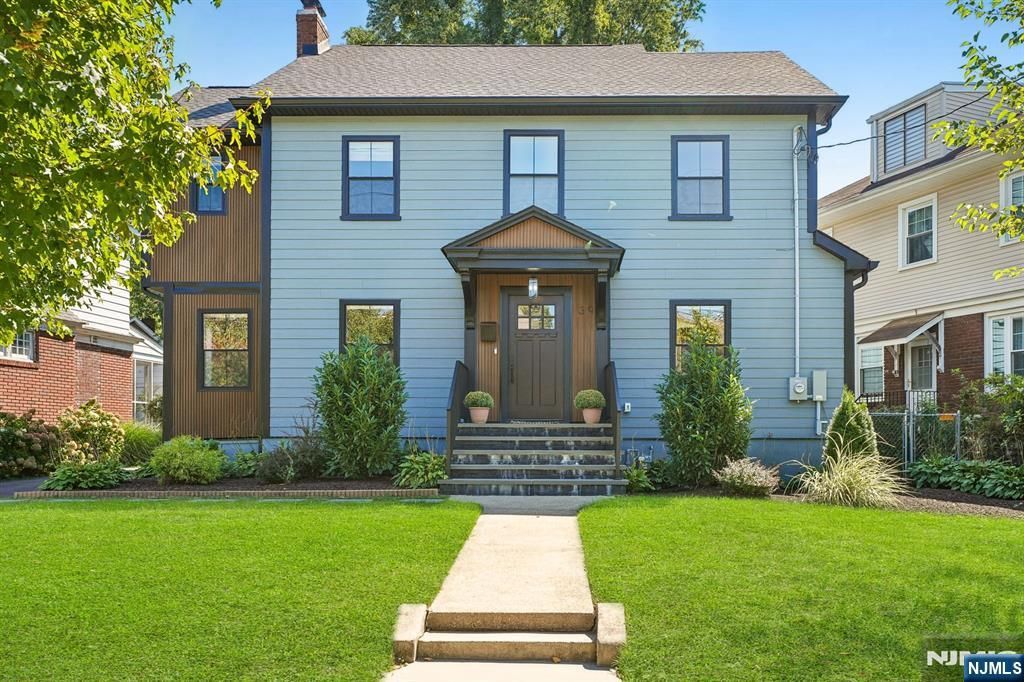 39 Walnut Crescent, Montclair, NJ 07042