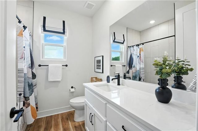 20674 Skyview Lane, Spring Hill, KS 66083