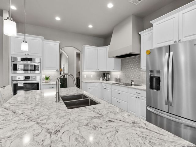 30019 Cibolo Path, Fair Oaks Ranch, TX 78015