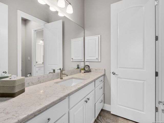 30019 Cibolo Path, Fair Oaks Ranch, TX 78015