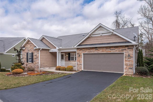 59 Old Pasture Way, Hendersonville, NC 28739