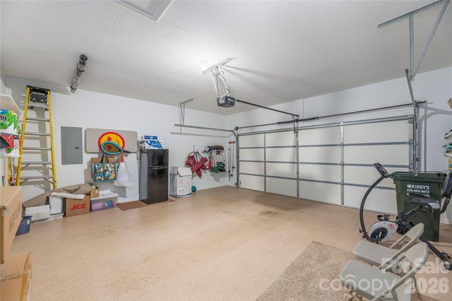 59 Old Pasture Way, Hendersonville, NC 28739