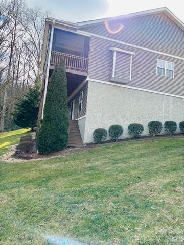 59 Old Pasture Way, Hendersonville, NC 28739